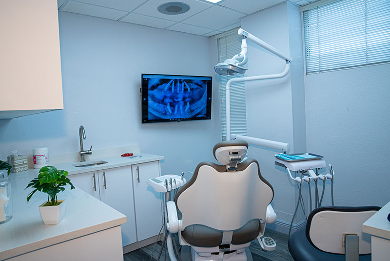 Dr. Implant Expert